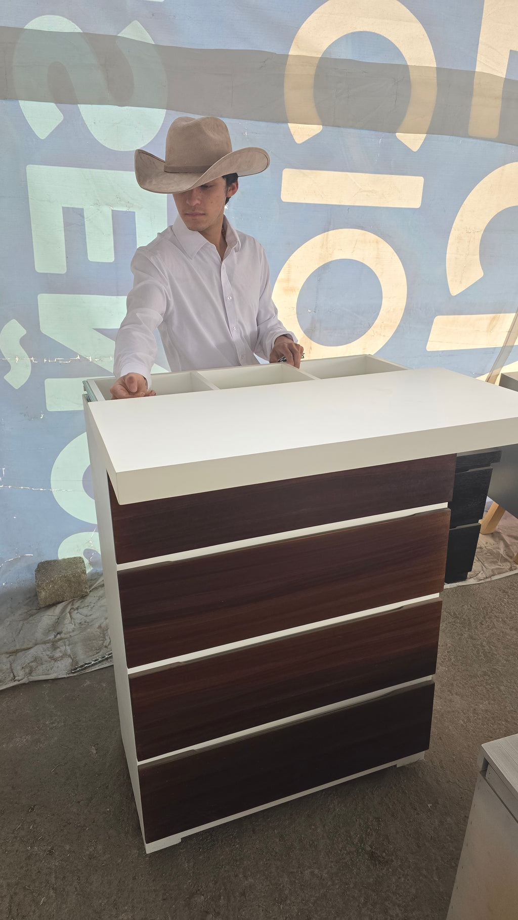 CAJONERA GARDA CON JOYERO OCULTO