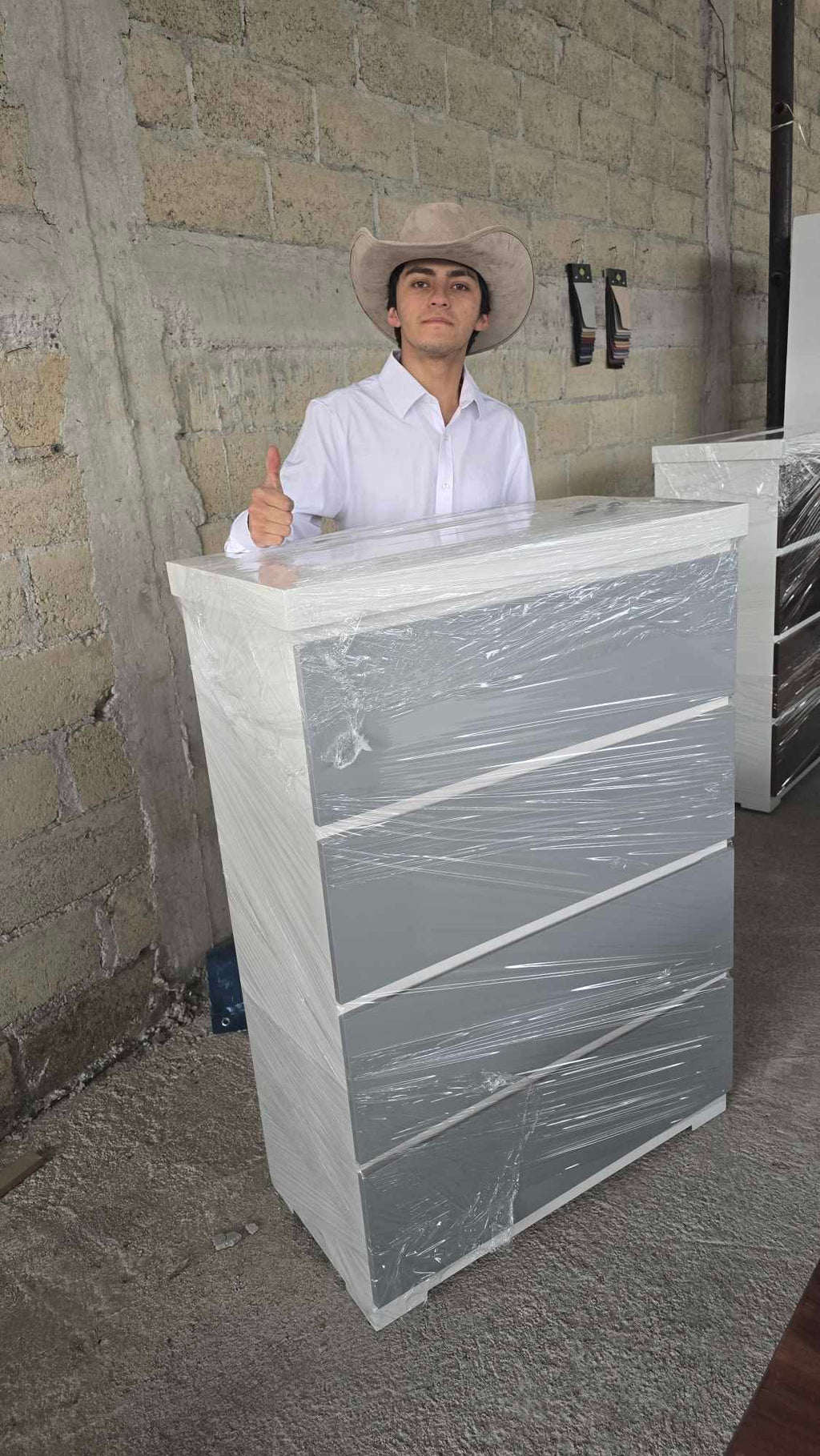 CAJONERA GARDA CON JOYERO OCULTO