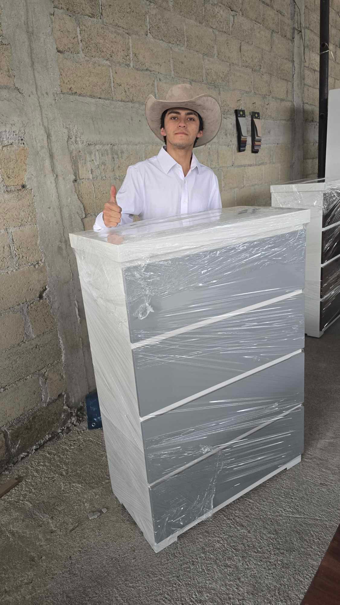CAJONERA GARDA CON JOYERO OCULTO